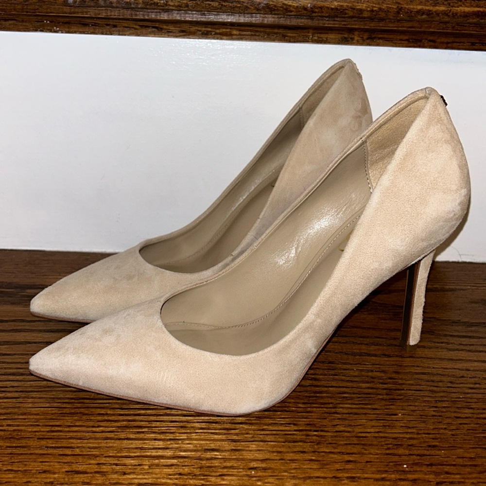Sam Edelman nude pointed heels (basically NWT)